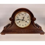 Pendule met gongslag AER268 noten Pendule met gongslag AER268 noten